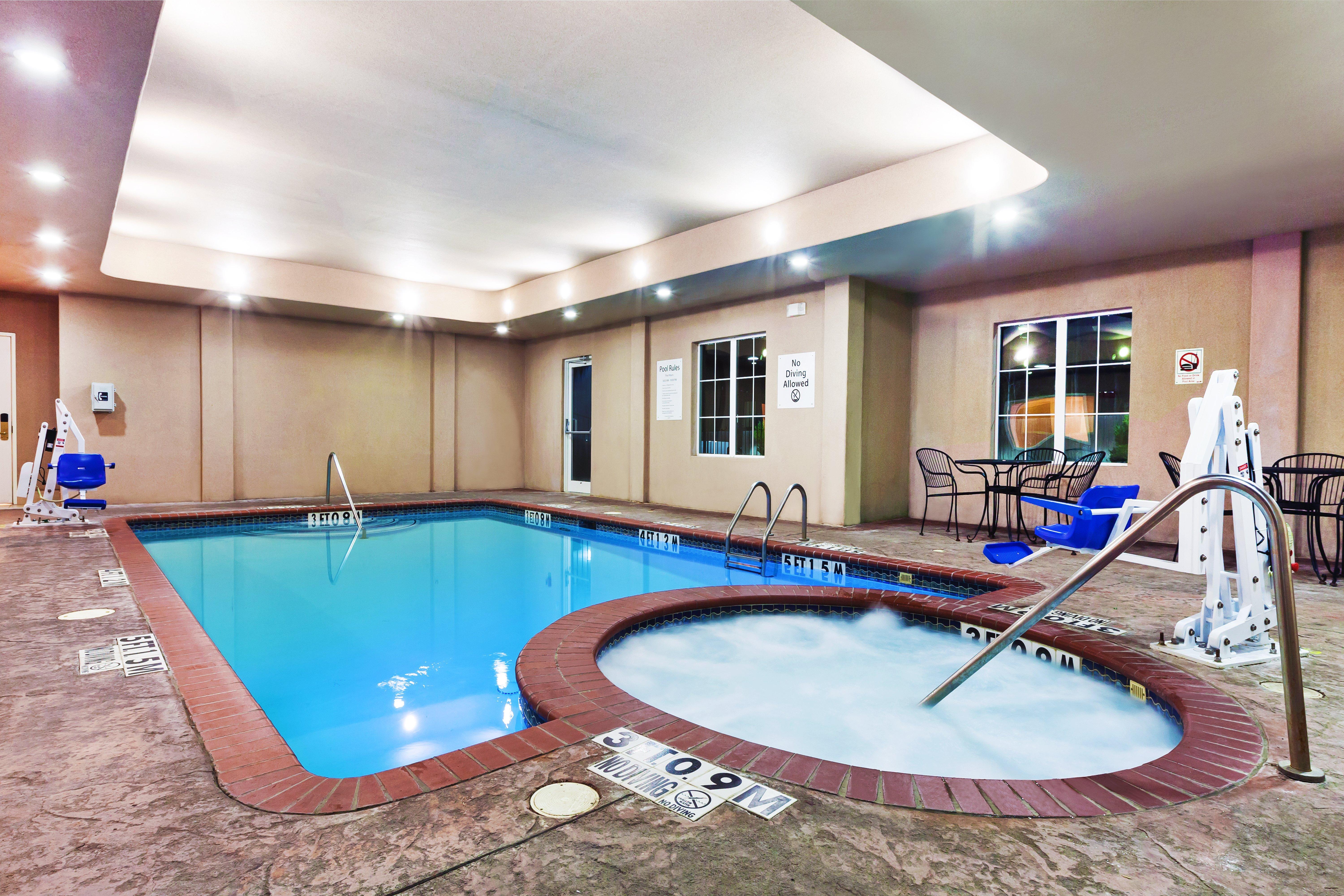 Holiday Inn Express Hotel & Suites Kilgore North By Ihg Bagian luar foto